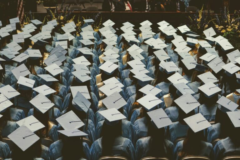 Visa D-10 para buscar empleo: qué hacer después de graduarte